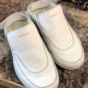KyBoot nursing shoes 39/8, white, leather, Velcro